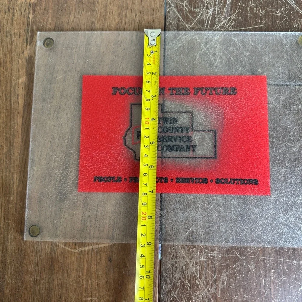 Twin County Service Company Acrylic Kitchen Cutting Board‎